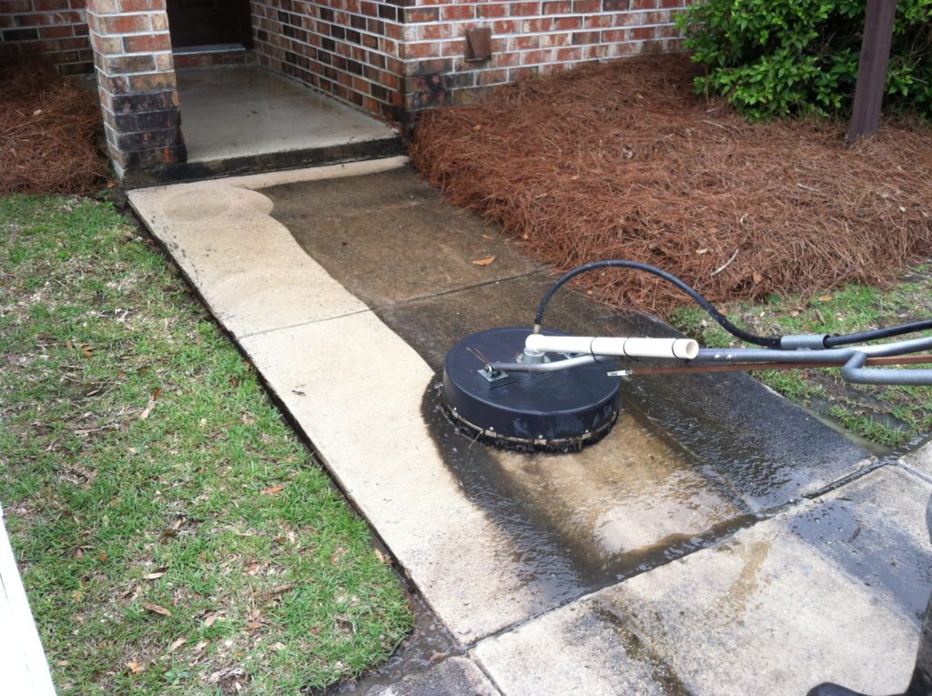 Surface cleaner on concrete